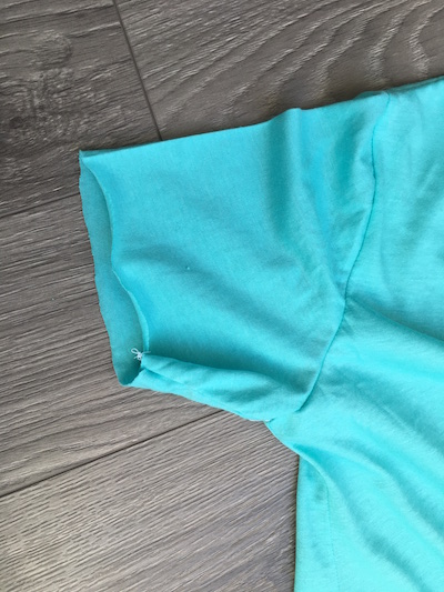 5 Ways to Finish a T-shirt Hem for People Who Hate Hemming Knit Fabrics ...